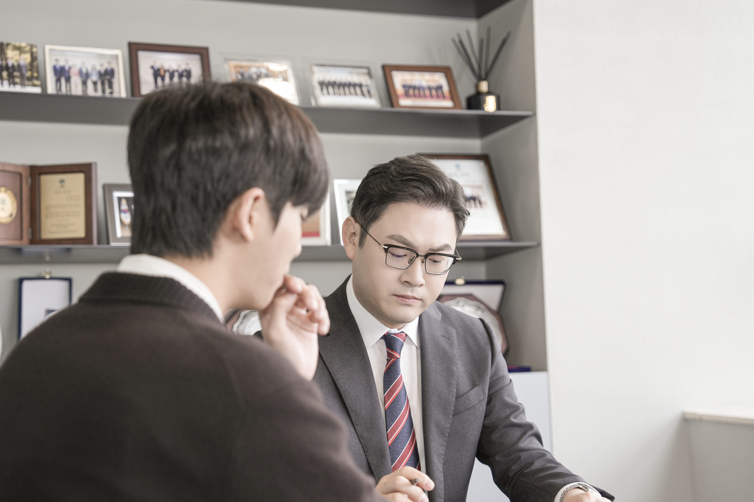 군형법전문변호사 변호사의 수사·재판 경험으로 군형사 사건을 장인 정신으로 대응하는 법무법인 온강